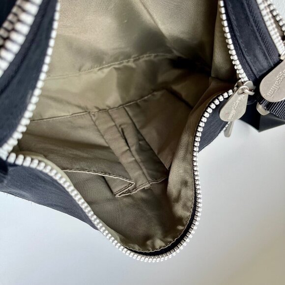 Like new! Baggallini Crossbody Nylon Travel Bag - Picture 7 of 8